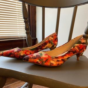Kitten heel Dana Bachman